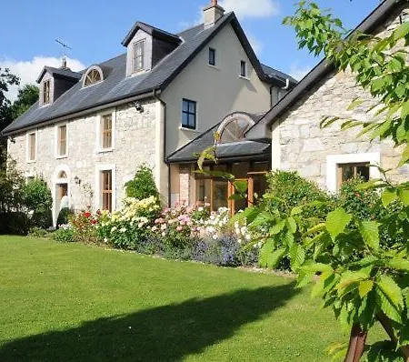 Grove House Country