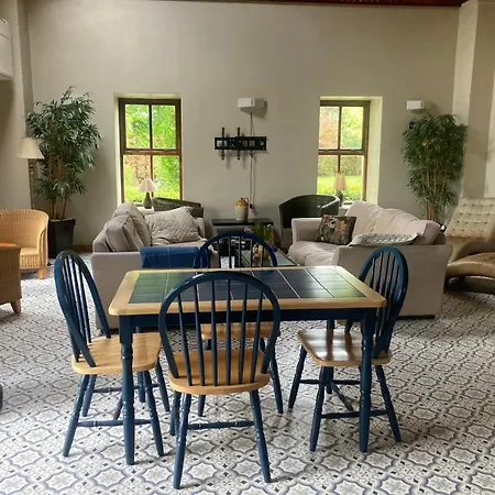 Grove House Country 招待所 Shanballymore