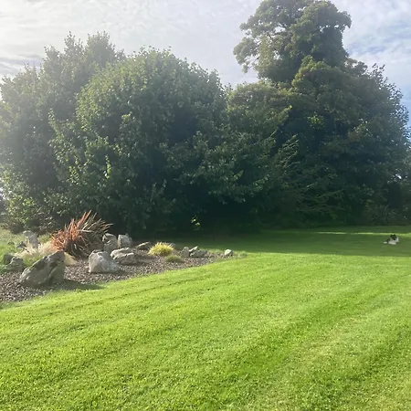 Grove House Country Penzion *