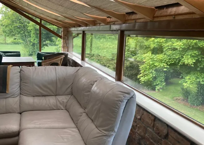 Grove House Country Pensión